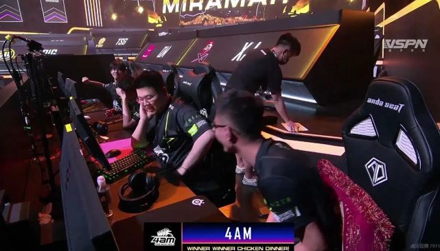 他顯得有些 他顯得有些