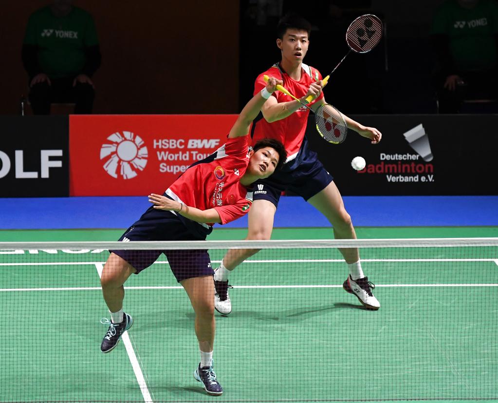 变得不再稳 变得不再稳