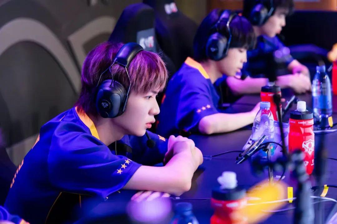 尤其是在 尤其是在